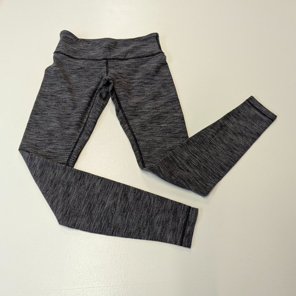 Lululemon Size 4 Heathered Gray Low-Rise Full-Length Leggings